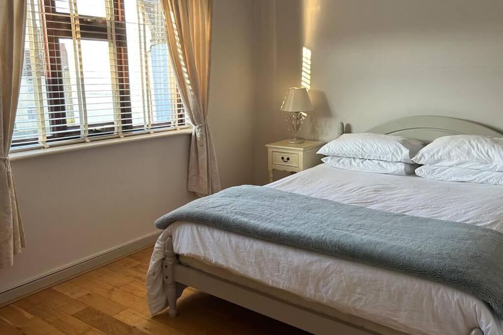 Cosy 2 Bed, Home From Home Haddenham  Zewnętrze zdjęcie