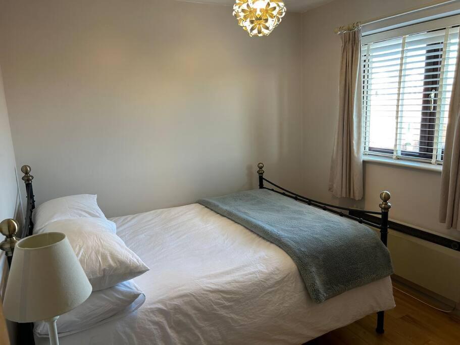 Cosy 2 Bed, Home From Home Haddenham  Zewnętrze zdjęcie